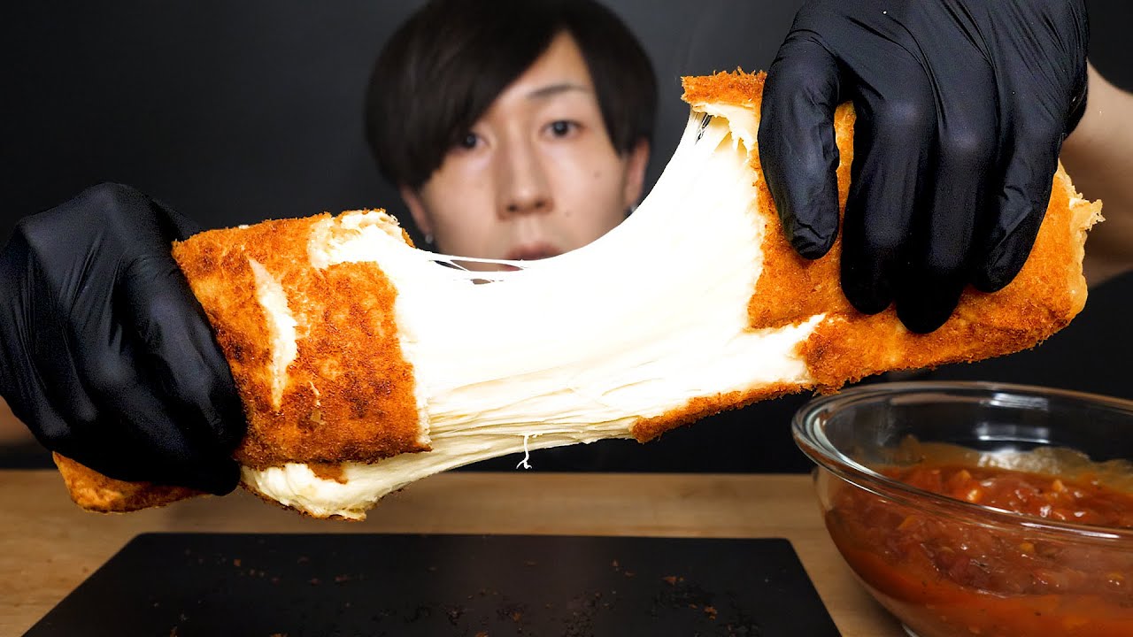 【咀嚼音】巨大チーズスティック ASMR GIANT MOZZARELLA CHEESE STICKS MUKBANG 대왕 치즈 스틱 keju ชีส