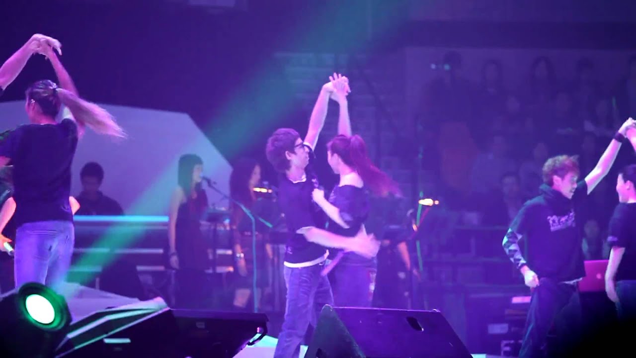 孫燕姿 - 綠光@答案是孫燕姿世界巡迴演唱會香港站 05FEB10.