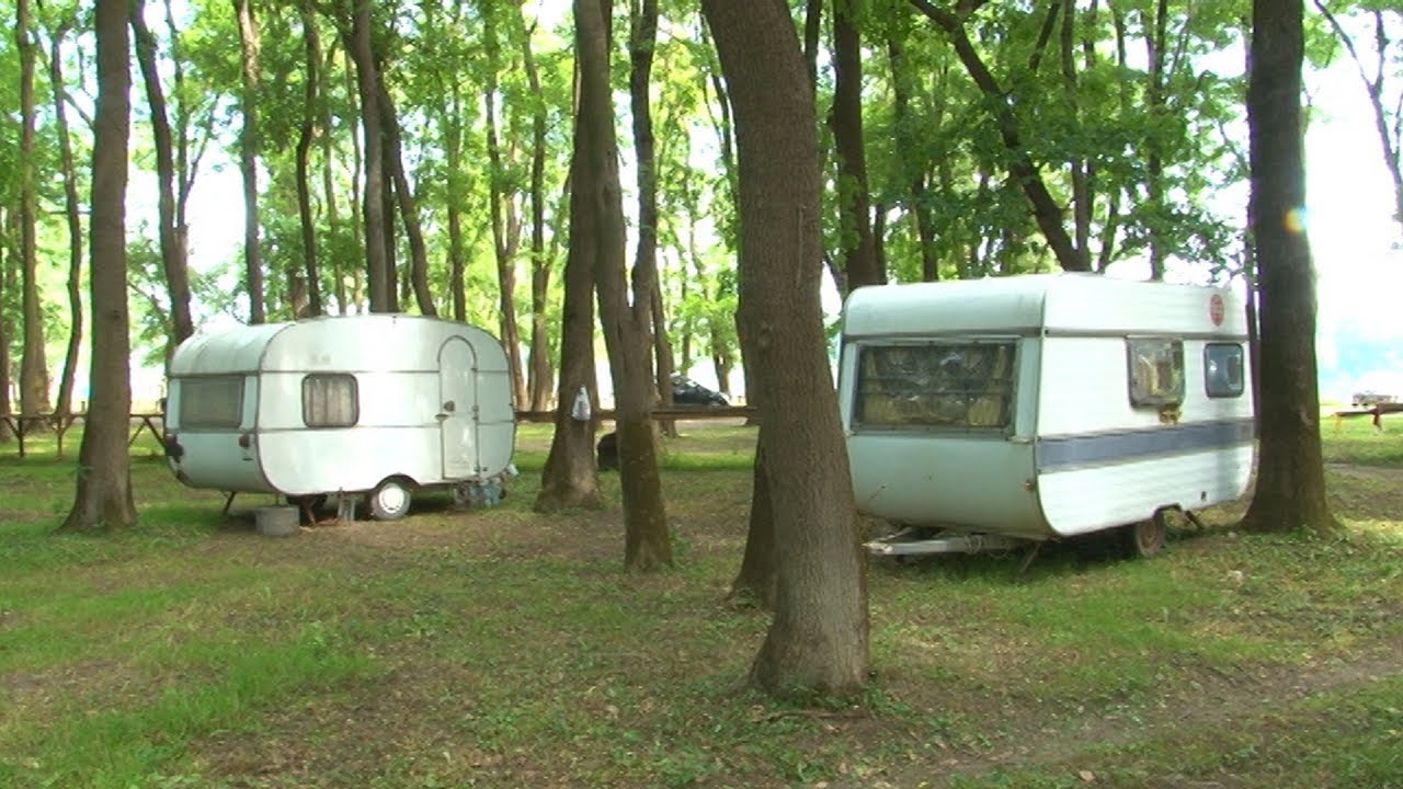 Kamp prikolice pristižu u Zabran