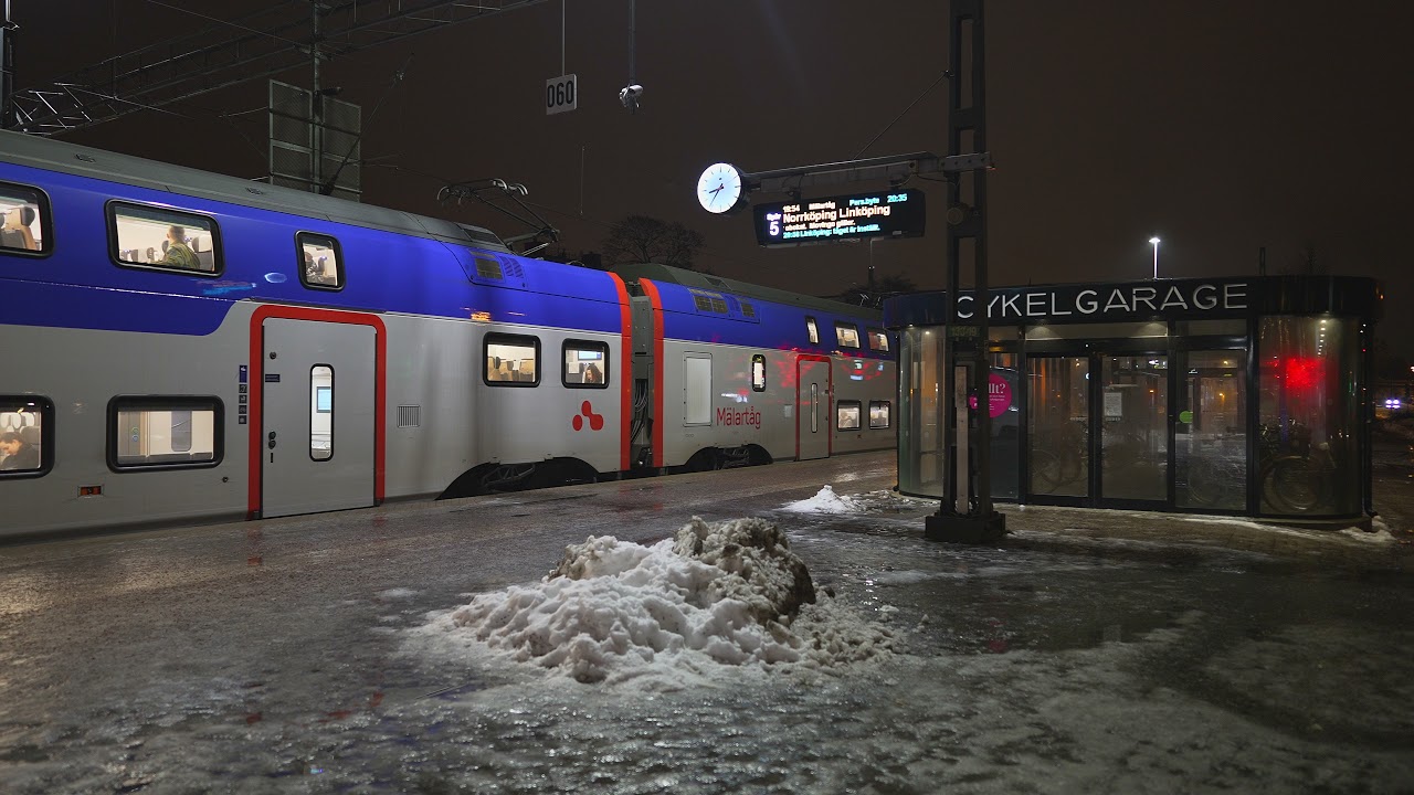 Sweden, Katrineholm, arriving with Mälartåg double decker train @ night, 2X elevator