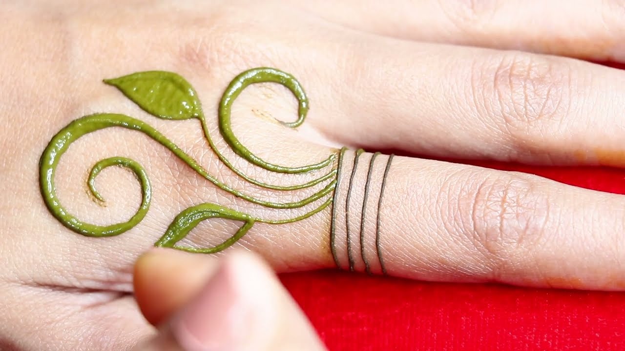Simple Stylish Leaf Henna Design for Backhand
