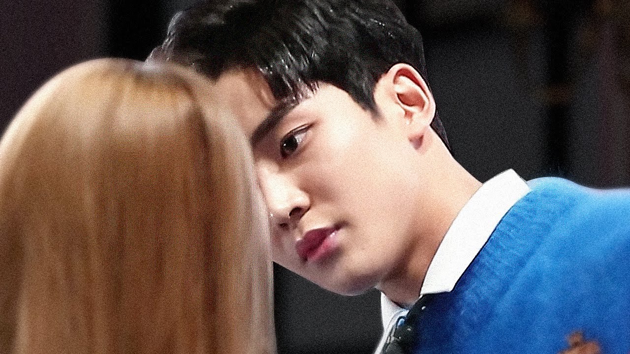 (ENG/SPA/IND) [#LipstickPrince] Ro Woon and Cheng Xiao's Heart Fluttering Makeup | #Mix_Clip #Diggle