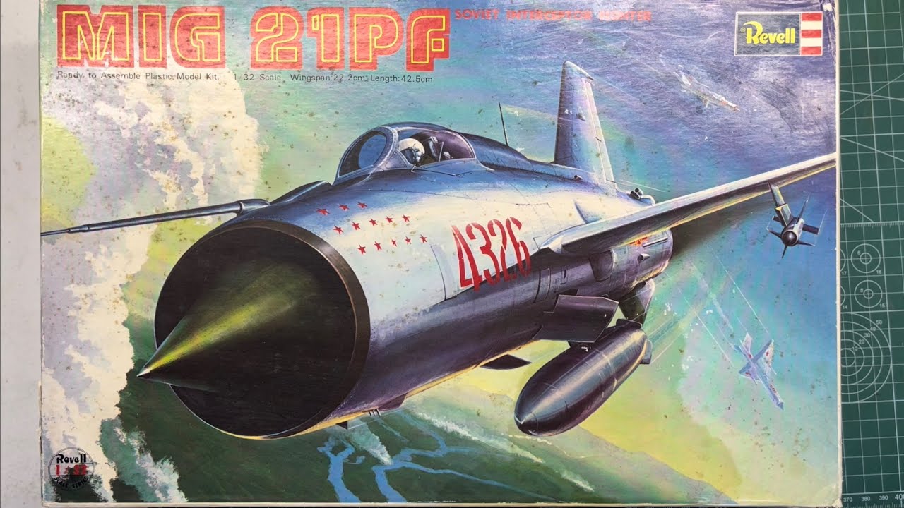 Revell Mig 21PF Soviet Interceptor Fighter 1/32 Scale Model Aircraft