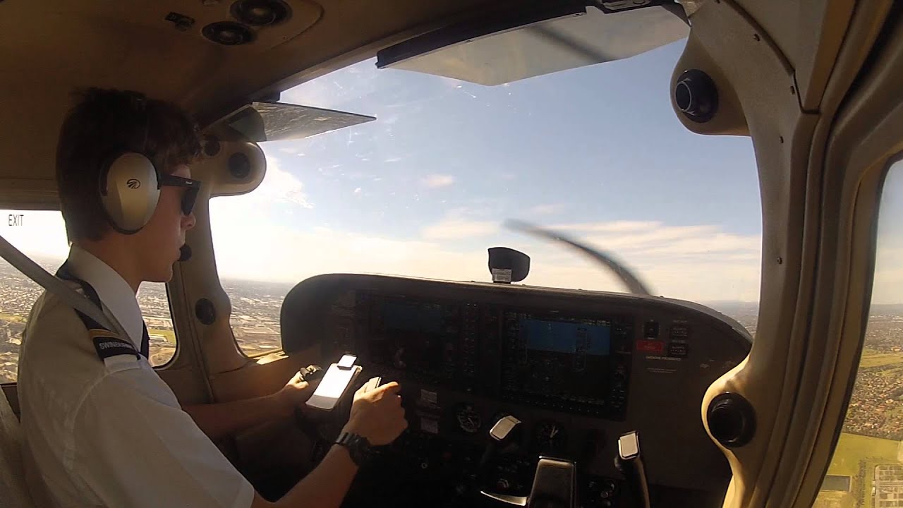 First Solo at Moorabbin | C172S
