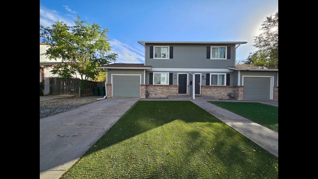 Aurora Townhomes for Rent 2BR/1.5BA by Aurora Property Management