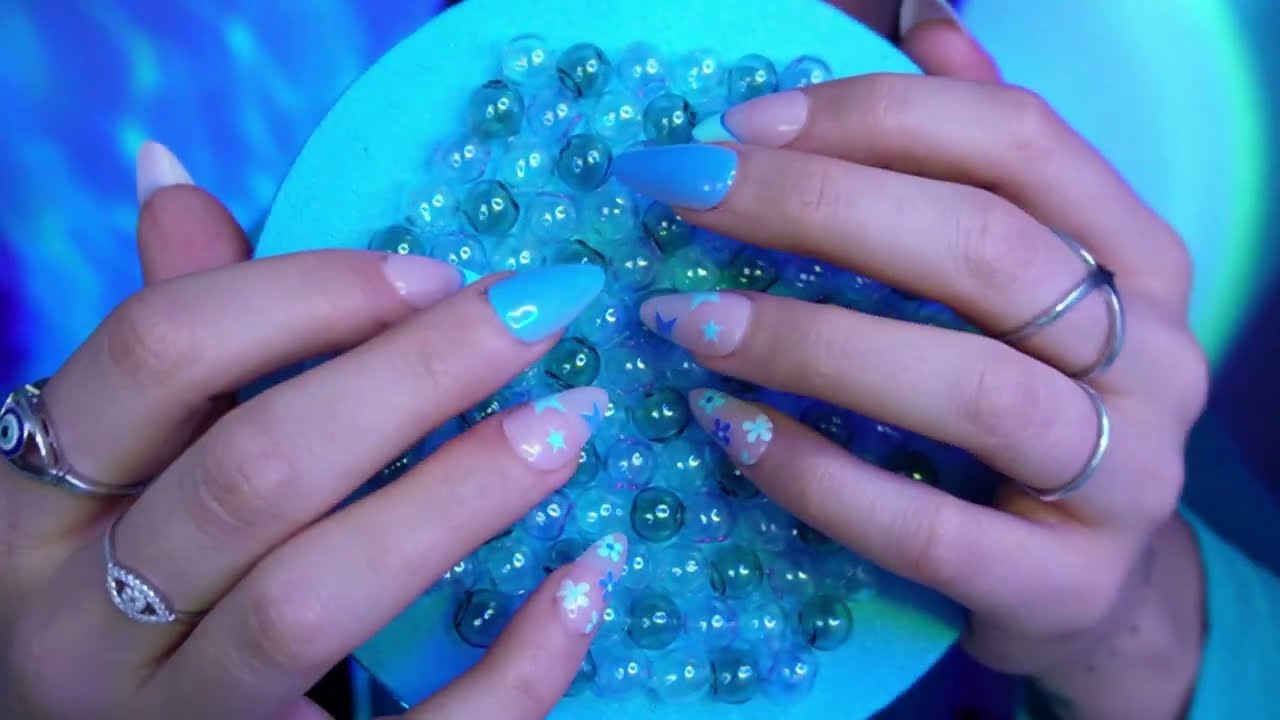 Tapping & Scratching ASMR 🩵