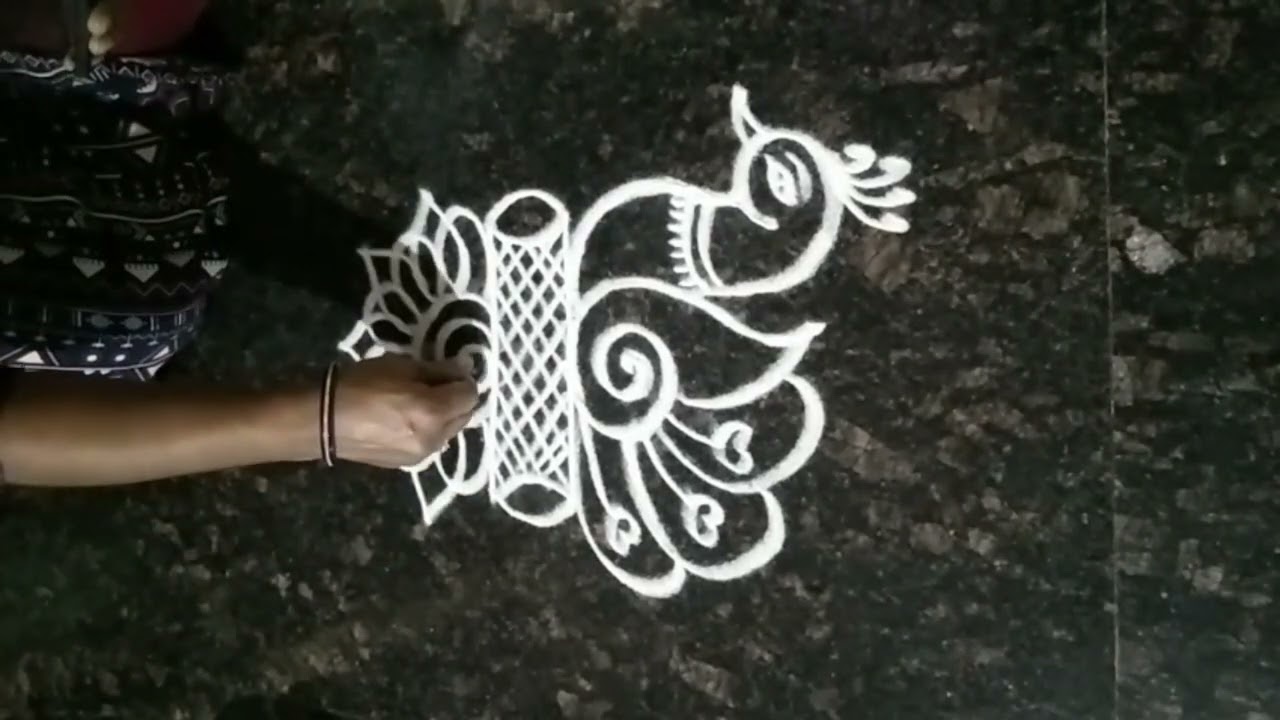 🦚
