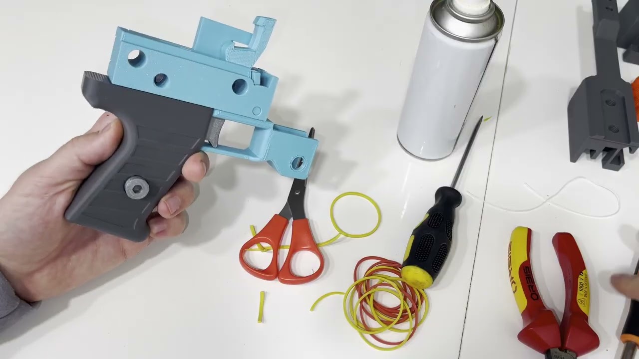 BOOMER - LB32 Cartridge Ejecting Toy Blaster - Assembly Instructions