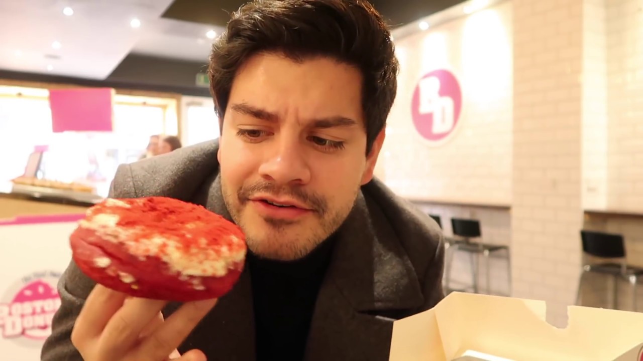1 DIA SOLO COMIENDO DONAS EXTRAÑAS en IRLANDA | Benshorts