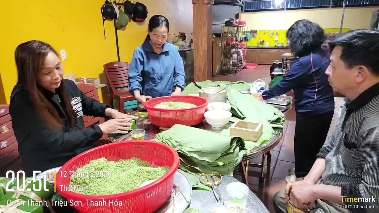  Gói bánh chưng tết, (25 tết)  12 tháng 2, 2026