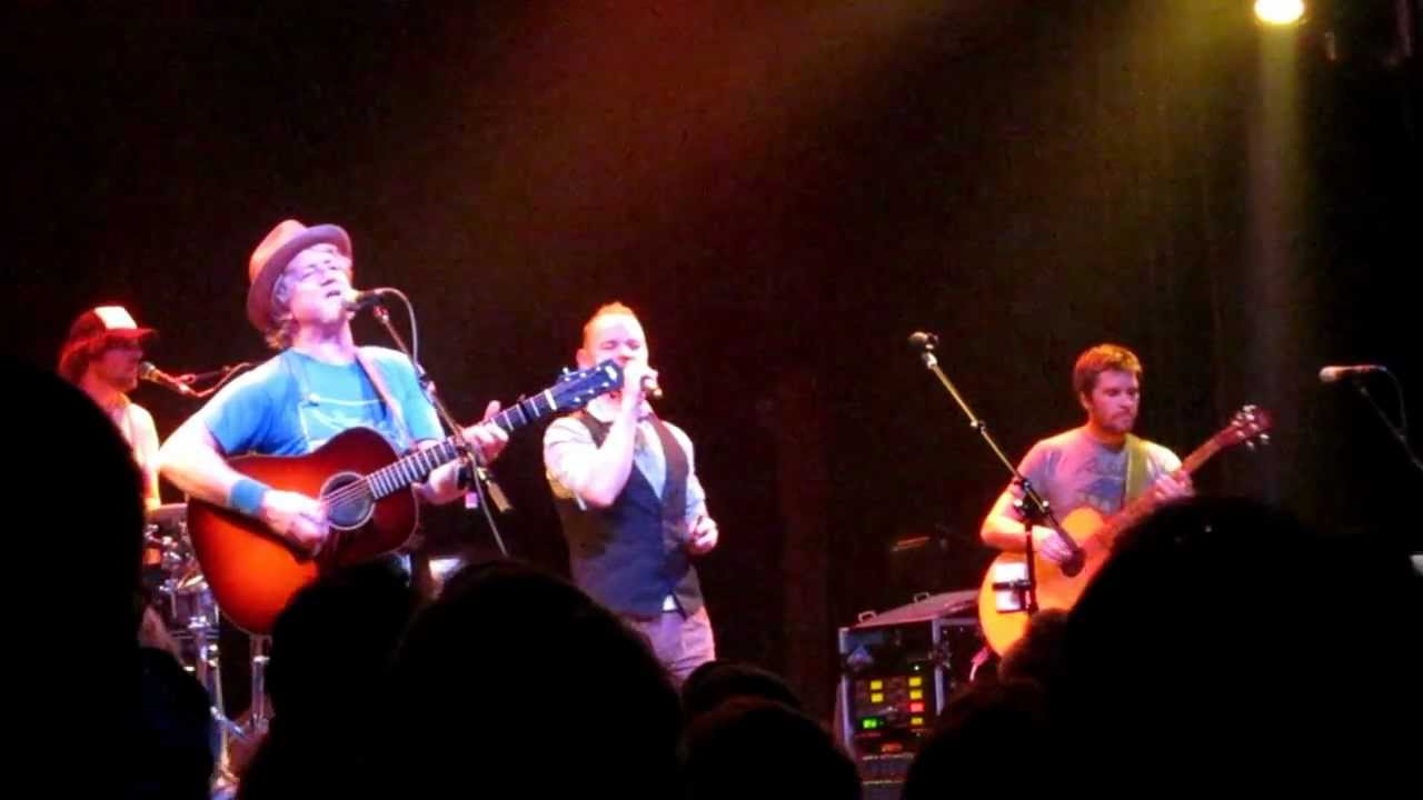 Gaelic Storm - Rum Runners