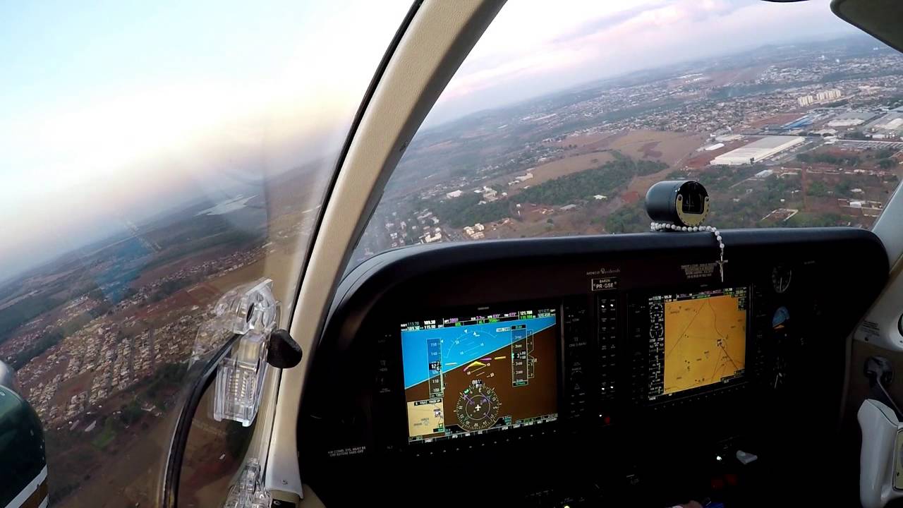 Beechcraft Baron G58 - Aproximação visual e pouso, pista 14 - SBGO - Goiânia/GO