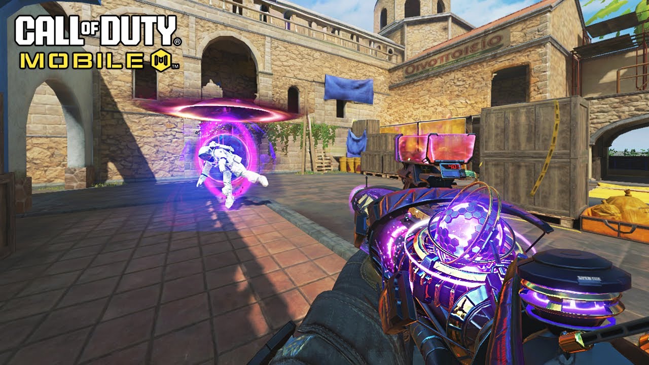 Call of Duty Mobile Mythic EM2 Gameplay