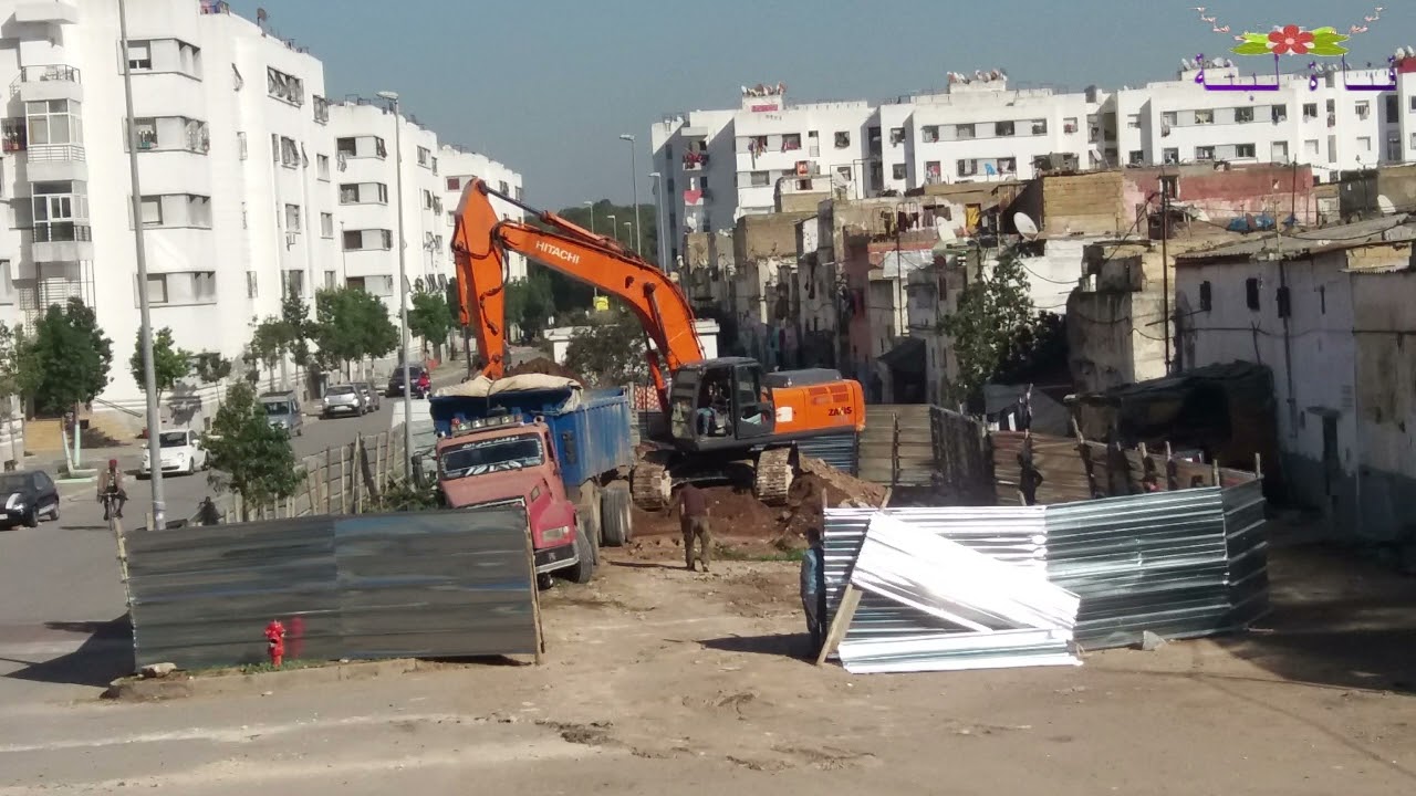 آلة الحفر تهدد منازل درب خليفة بالسقوط فوق رؤوس ساكنيها