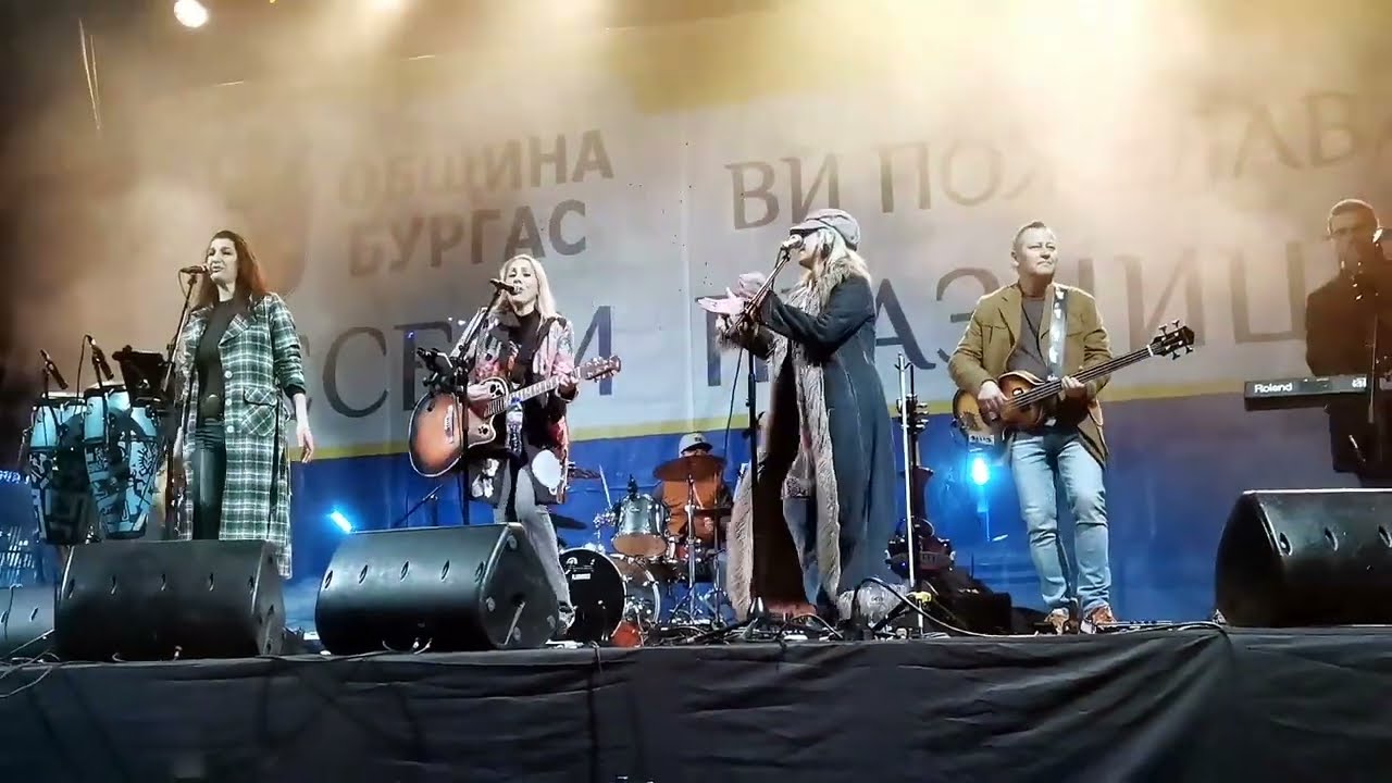 A Tribute To The Beatles In Bulgaria (2) Музикален коледен Бургас - 2025