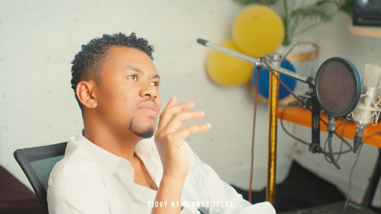 Dadi love - NDRETO AHO  (Clip Officiel)