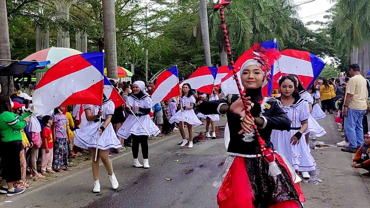 Mayoret Cantik Kayang Tari Gugur Gunung Drumb Band Espero Karnaval Kontingen Smp 2 Cepu 2022