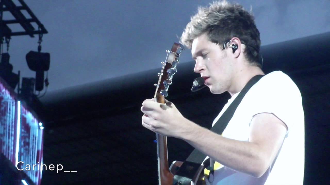 ONE DIRECTION - LITTLE THINGS (FRONT ROW) - Bern Switzerland 4.7.14