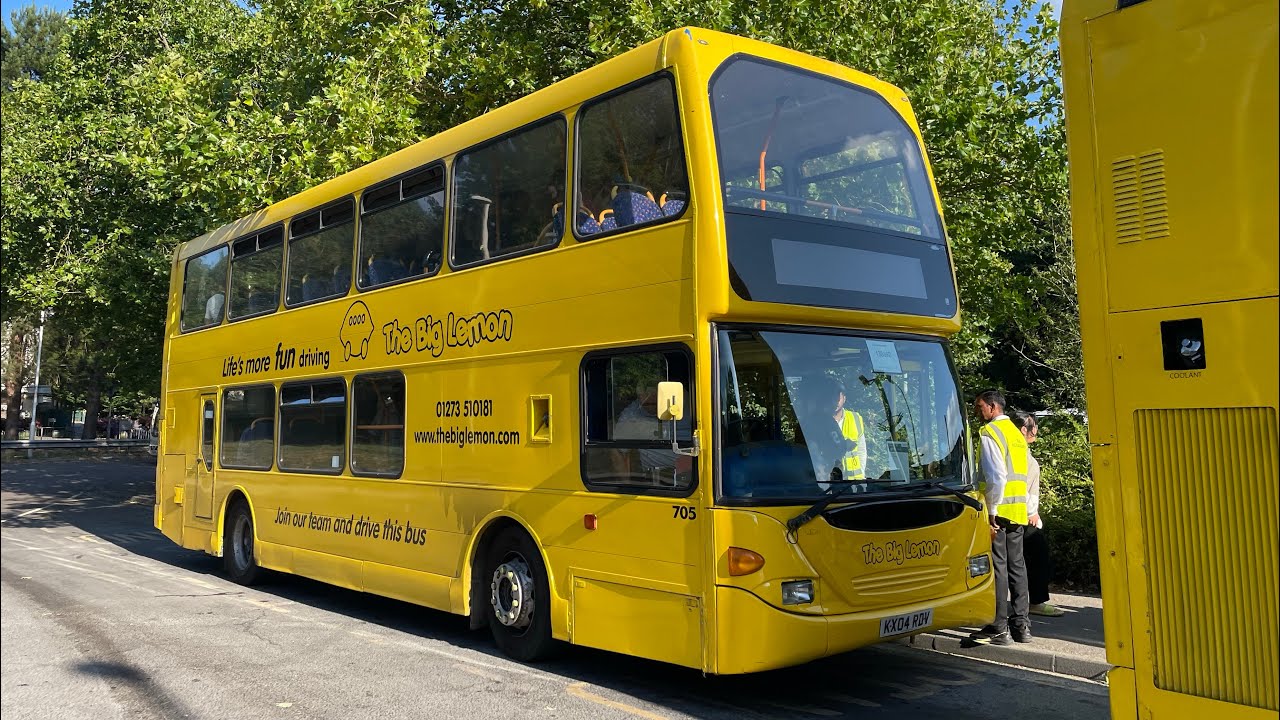 *Tired* The Big Lemon Scania N94UD Omnidekka 705 (KX04 RDV) Rail Replacement 