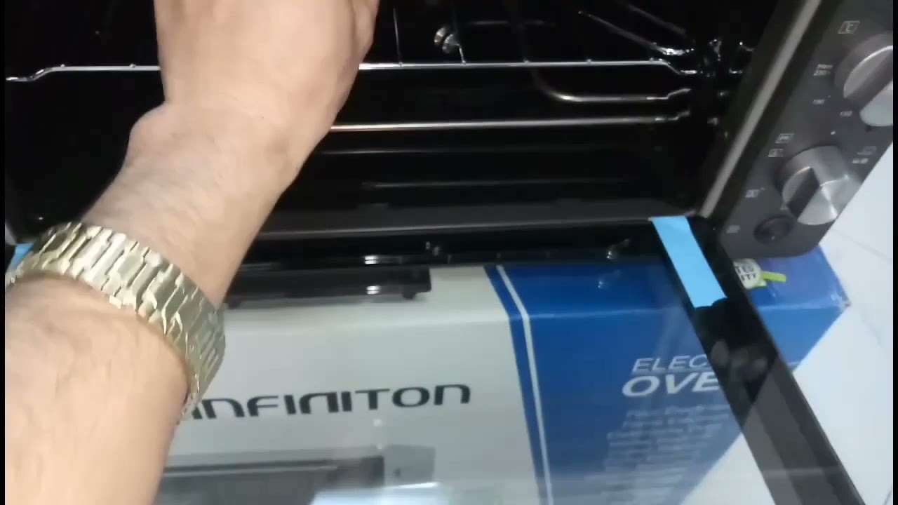 FOUR POSABLE INFINITON 42L
