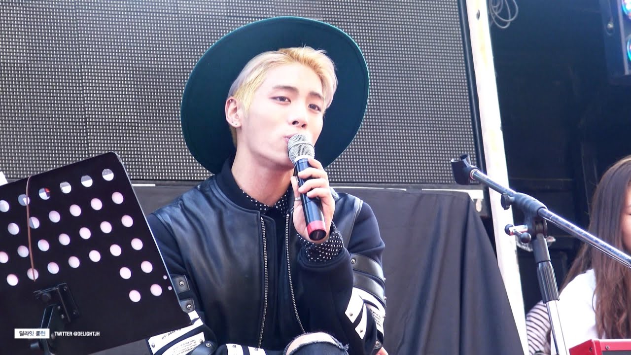150919 3PM guerrilla concert jonghyun - Red candle