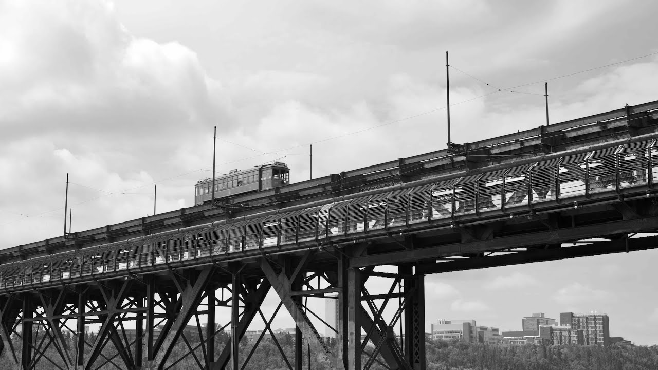 When and How Should I Shoot 'Black and White Photography' | A Photo Walk in Edmonton Alberta