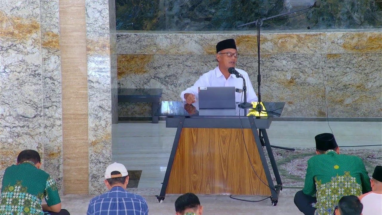 Kajian Islam Ba'da Dluhur Oleh KH. Abdul Basith,  Lc..MT