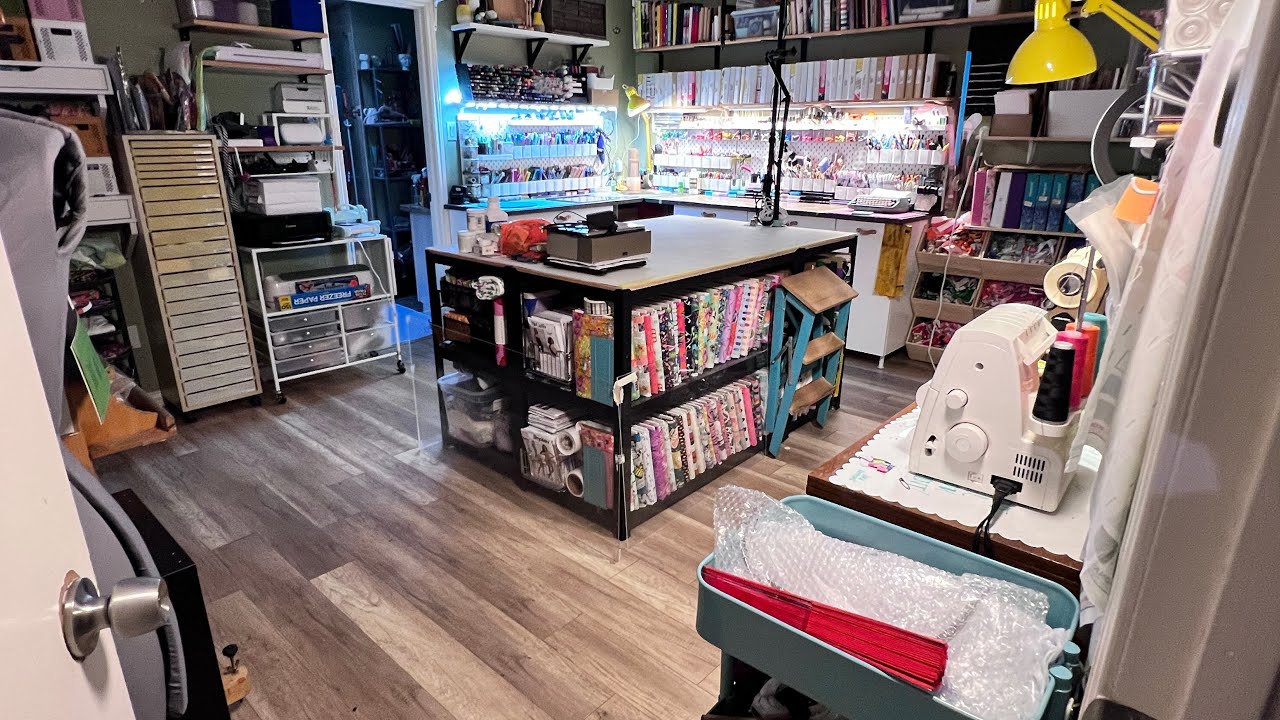 Craft room tour