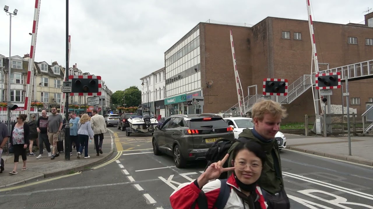 Paignton Level Crossing - 18/08/2024