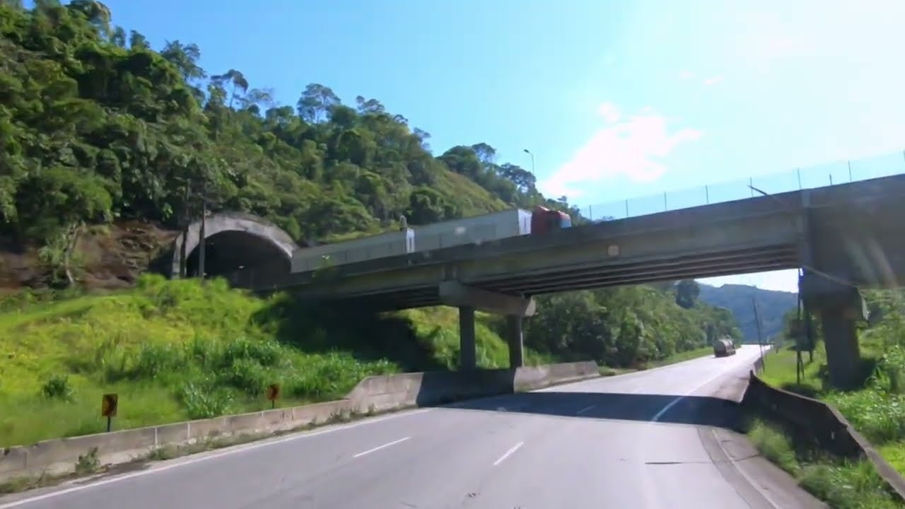 PAISAGEM DESSA RODOVIA REGIS BITENCOURT SP