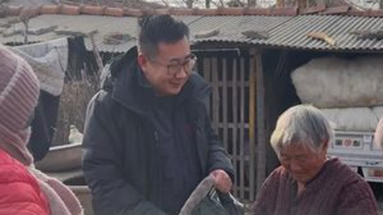 年底走访山区老人，记录生活点滴#我的乡村生活 #农村生活  #农村老人生活 #民间实拍 #三农