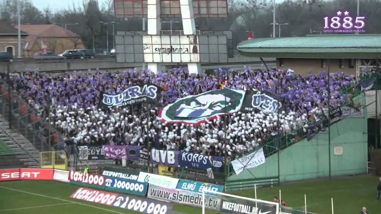 CM-Legenda született