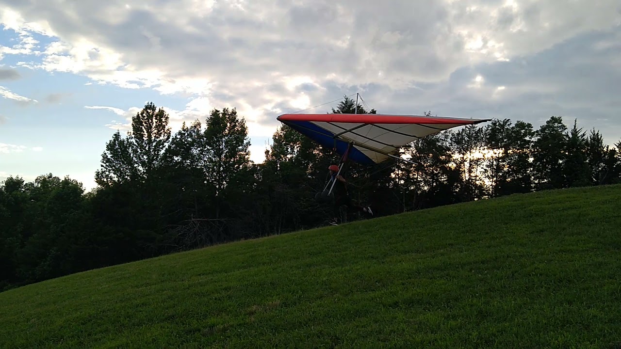 Hang gliding on the small hill at Lookout Mountain Flight Park