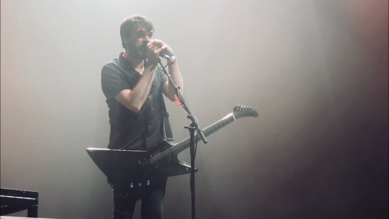 Berri Txarrak - Biziraun (Madrid 2019 Wizink Center)