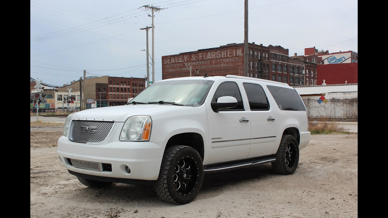 2010 GMC Yukon XL Denali Lifted 20s, 33s, Rock Lights, Escalade LED Tails, 6.2 395hp BAD TO THE BONE