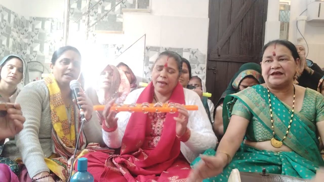 ओढी-ओढी रे मैया जी ने लाल चुनरी🙏👌👌🌹🌹💯💯