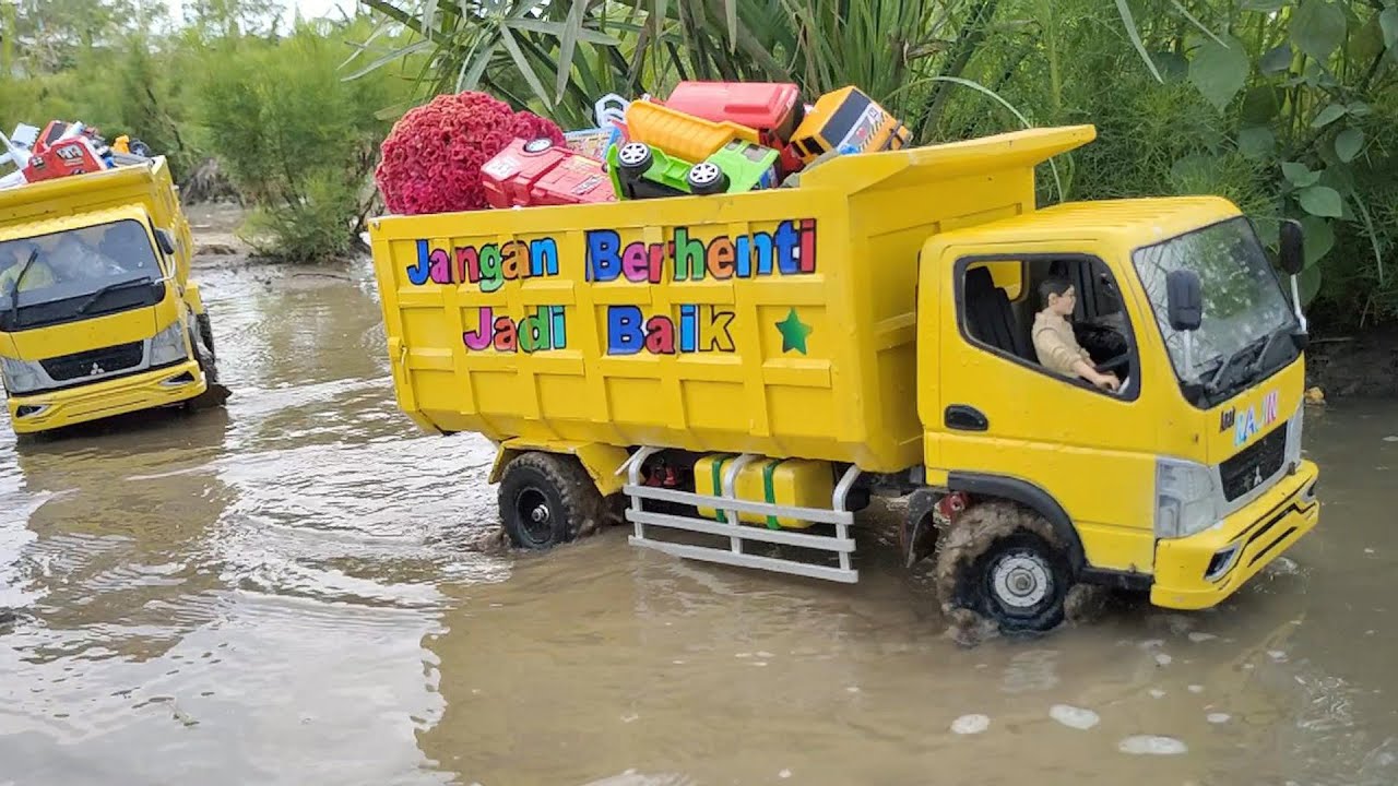 MOBIL TRUK MITSUBISHI CANTER FUSO MUAT RONGSOKAN MOBIL PEMADAM DAMKAR, MOBIL MOLEN, BEKO EXCAVATOR