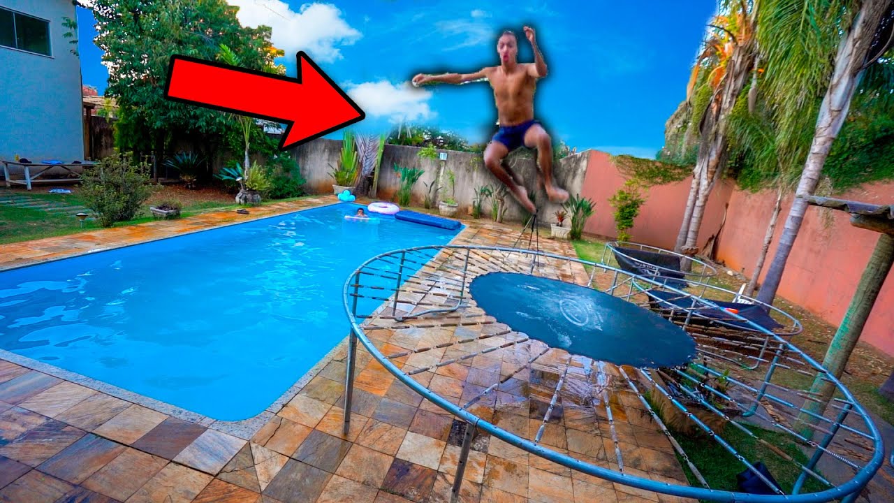 A CAMA ELÁSTICA NUNCA FEITA NA PISCINA!
