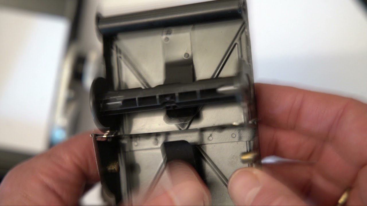 Video Tutorial Plaubel 6x9 Rollfilmkassette laden