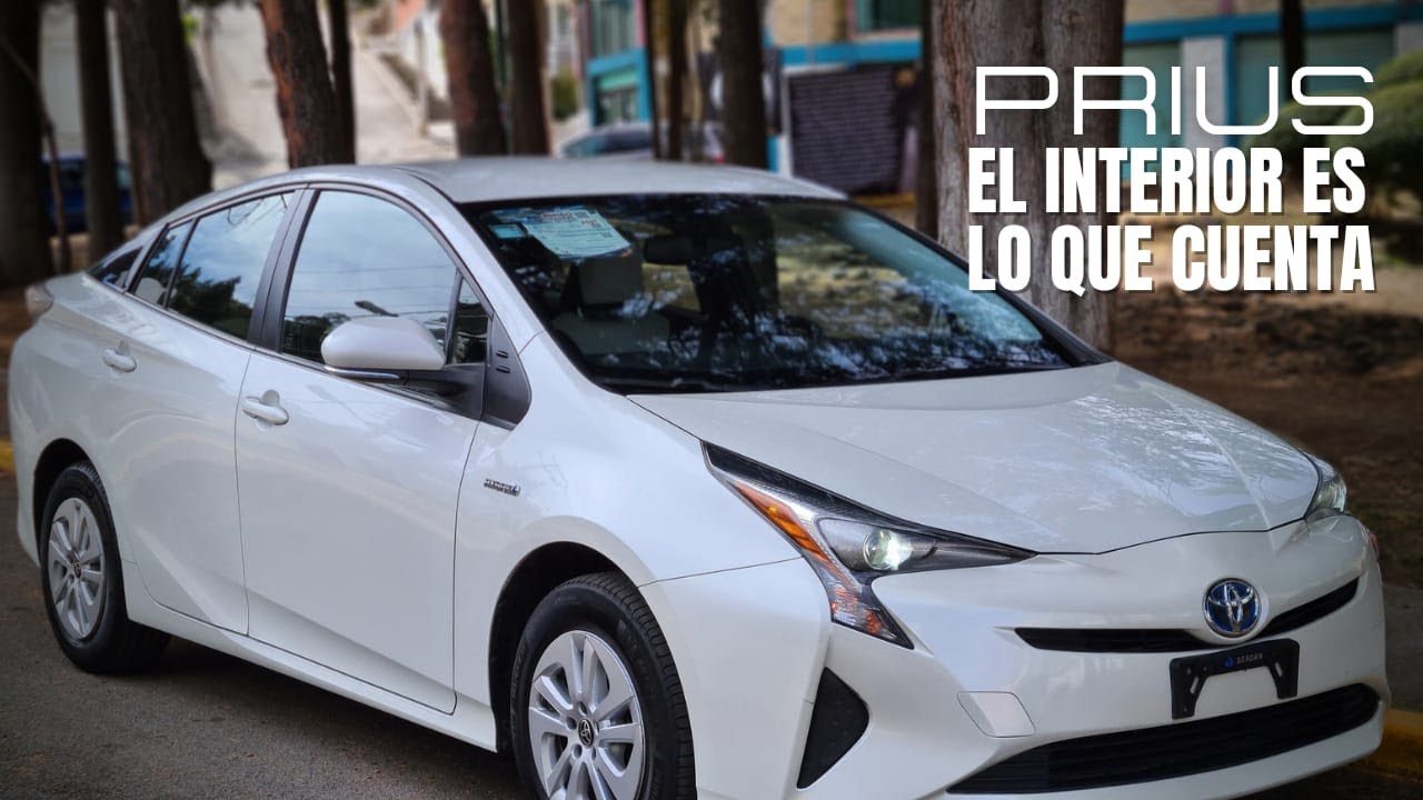 Toyota PRIUS || Es buenísimo y te digo por qué.