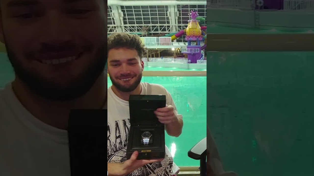 Adin Ross Gifts xQc $200,000 AP Watch!