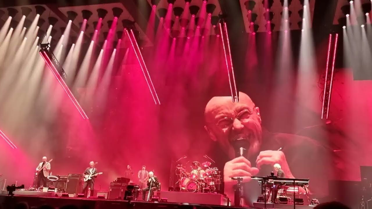 GENESIS, Mama, Paris, 2022