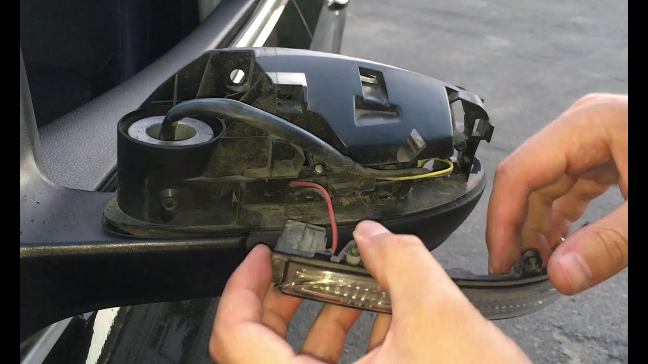 Як розібрати дзеркало Volkswagen Passat NMS