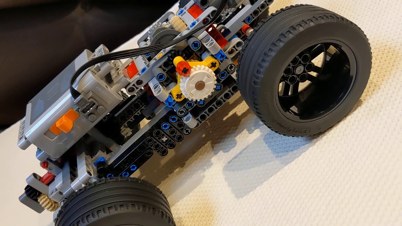 Lego Technic Auto stepless gearbox truck hill climb. CVT?