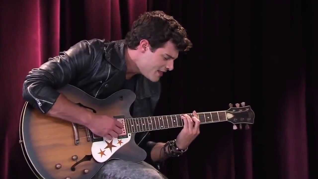 Violetta 2  Diego canta  