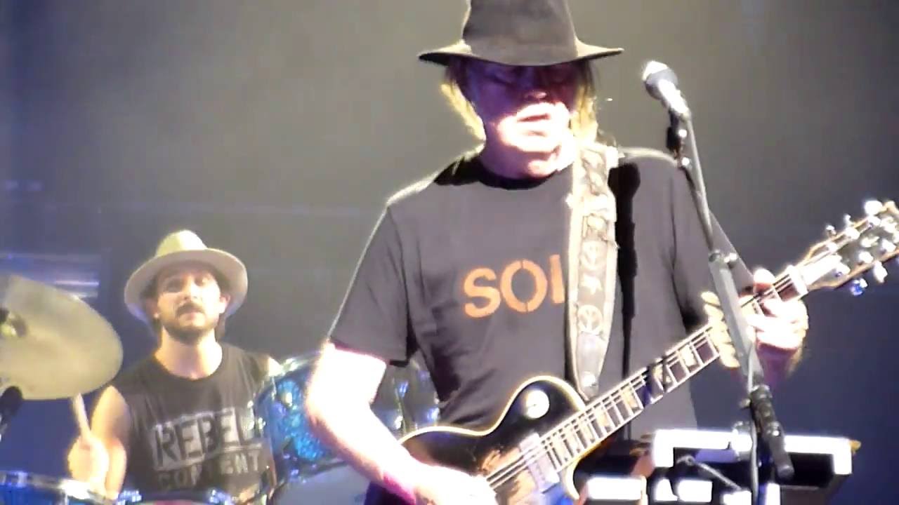 Neil Young - Love to Burn - Montreux Jazz Festival - 12 July 2016
