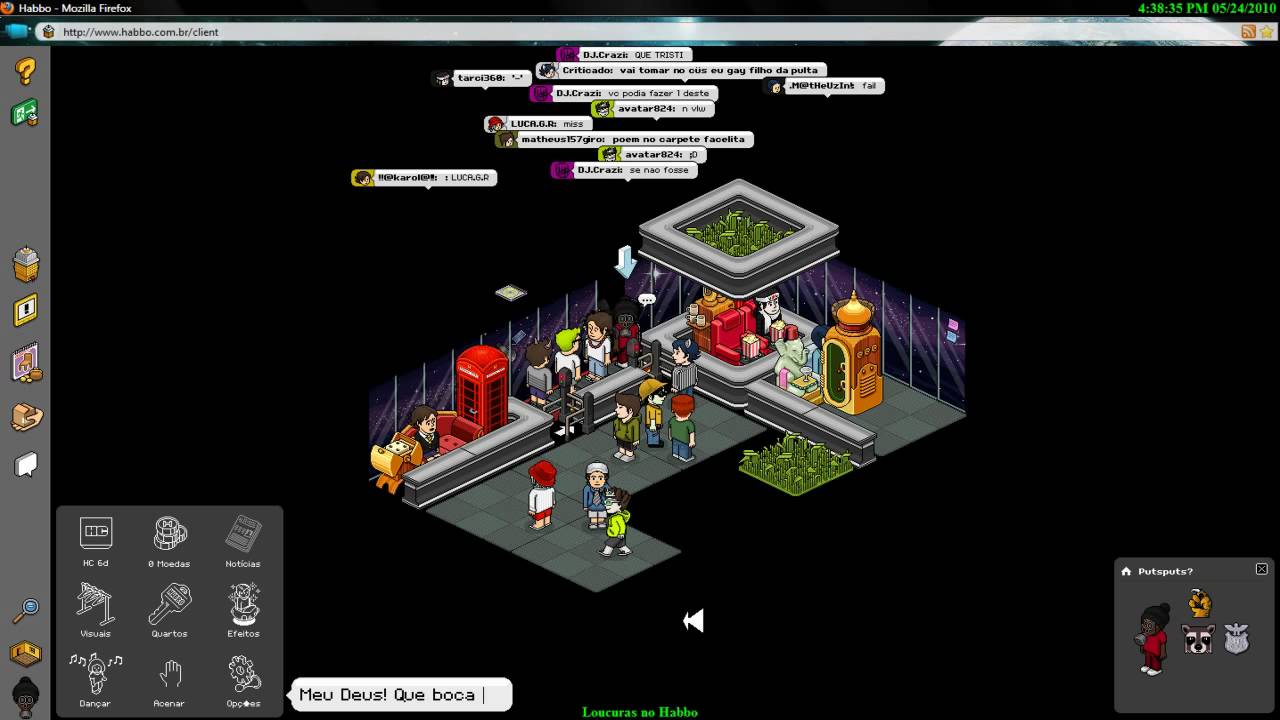 Jogando - Habbo Hotel