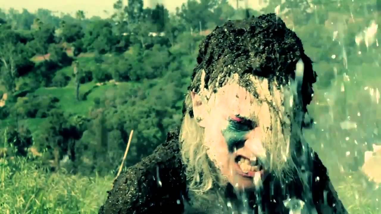 Peaches - Mud (Official Music Video)