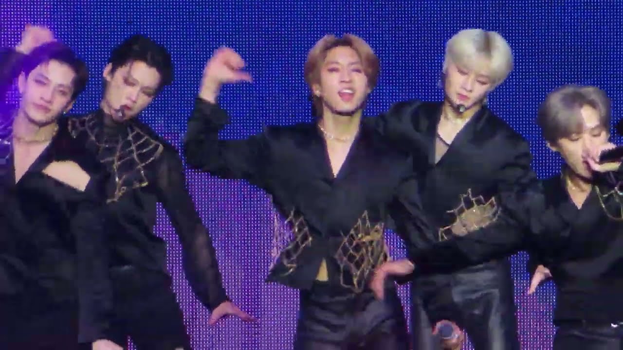 Stray Kids, 