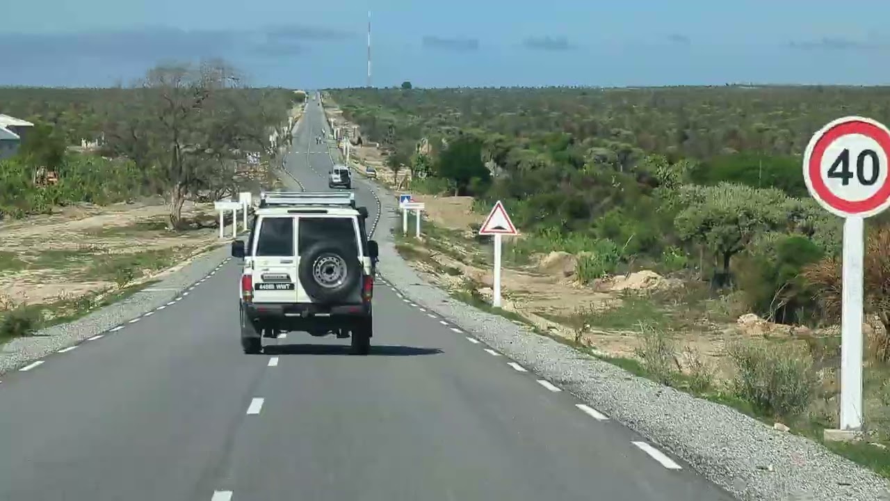FORT-DAUPHIN VERS AMBOASARY 